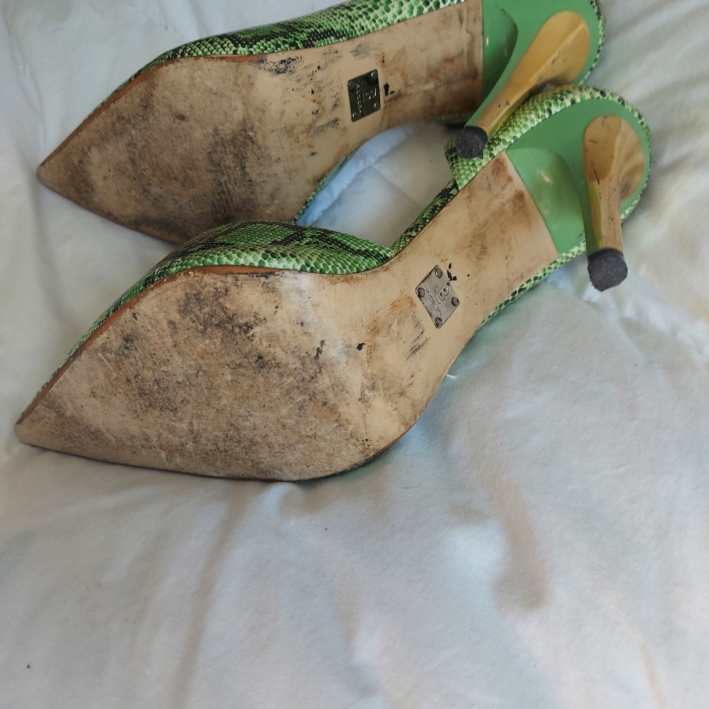 Shoes - Picture 3 of 3